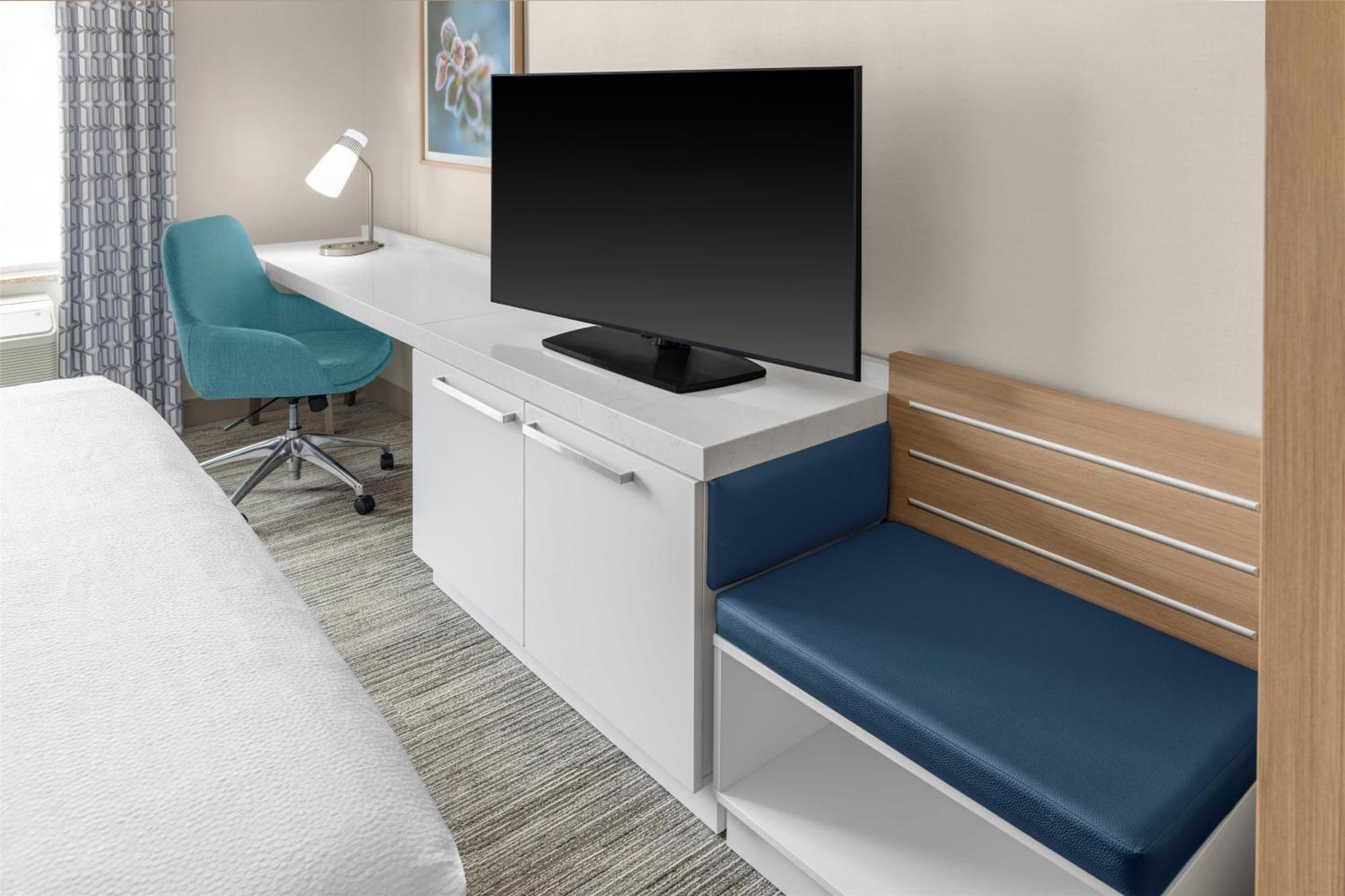 Quarto com Cama King-size e Banheira