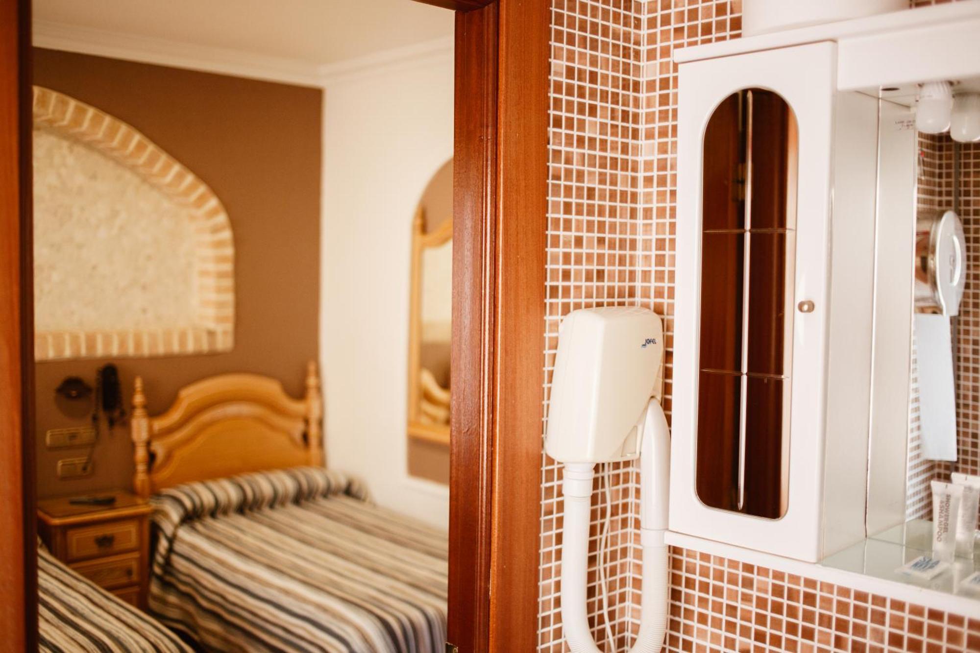 Standard Triple Room,1698948625:JPEG