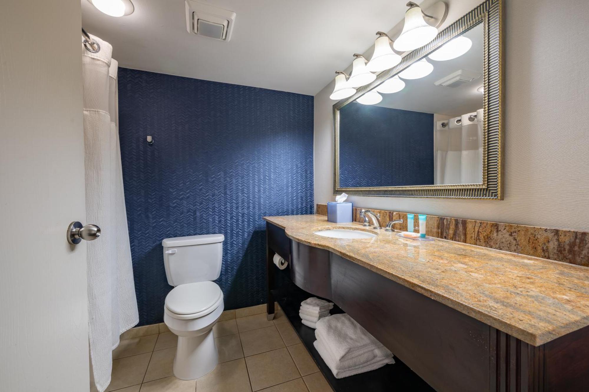 King Room,1756571159:JPEG