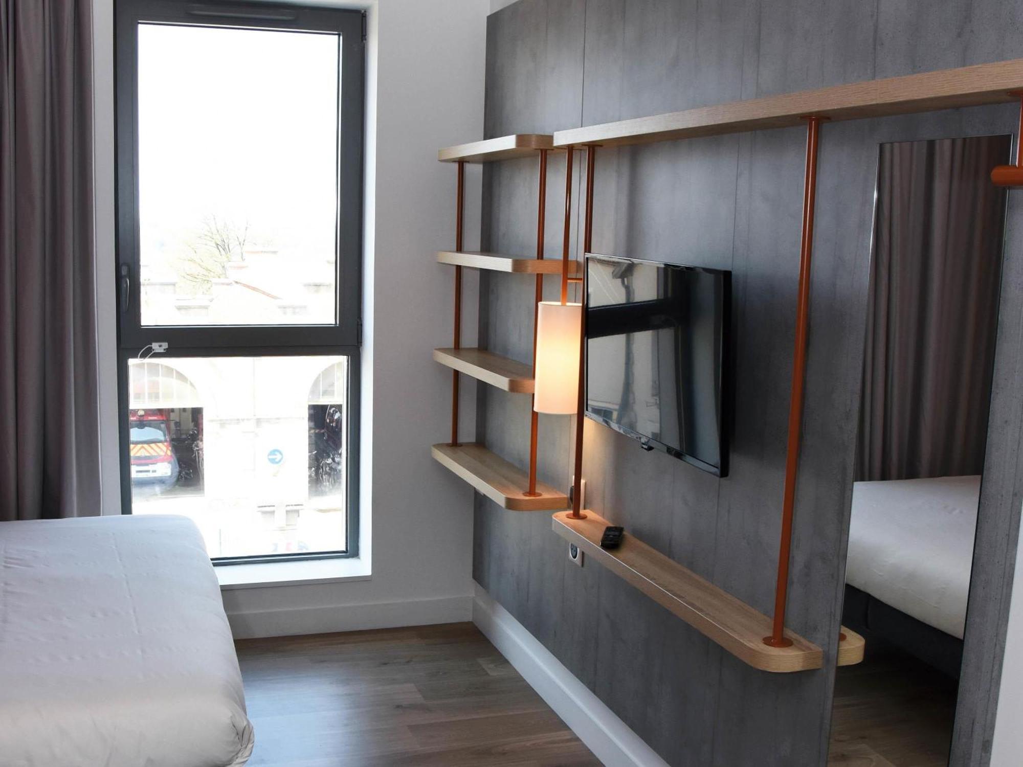 Chambre Triple avec 1 Lit Double et 1 Lit Simple