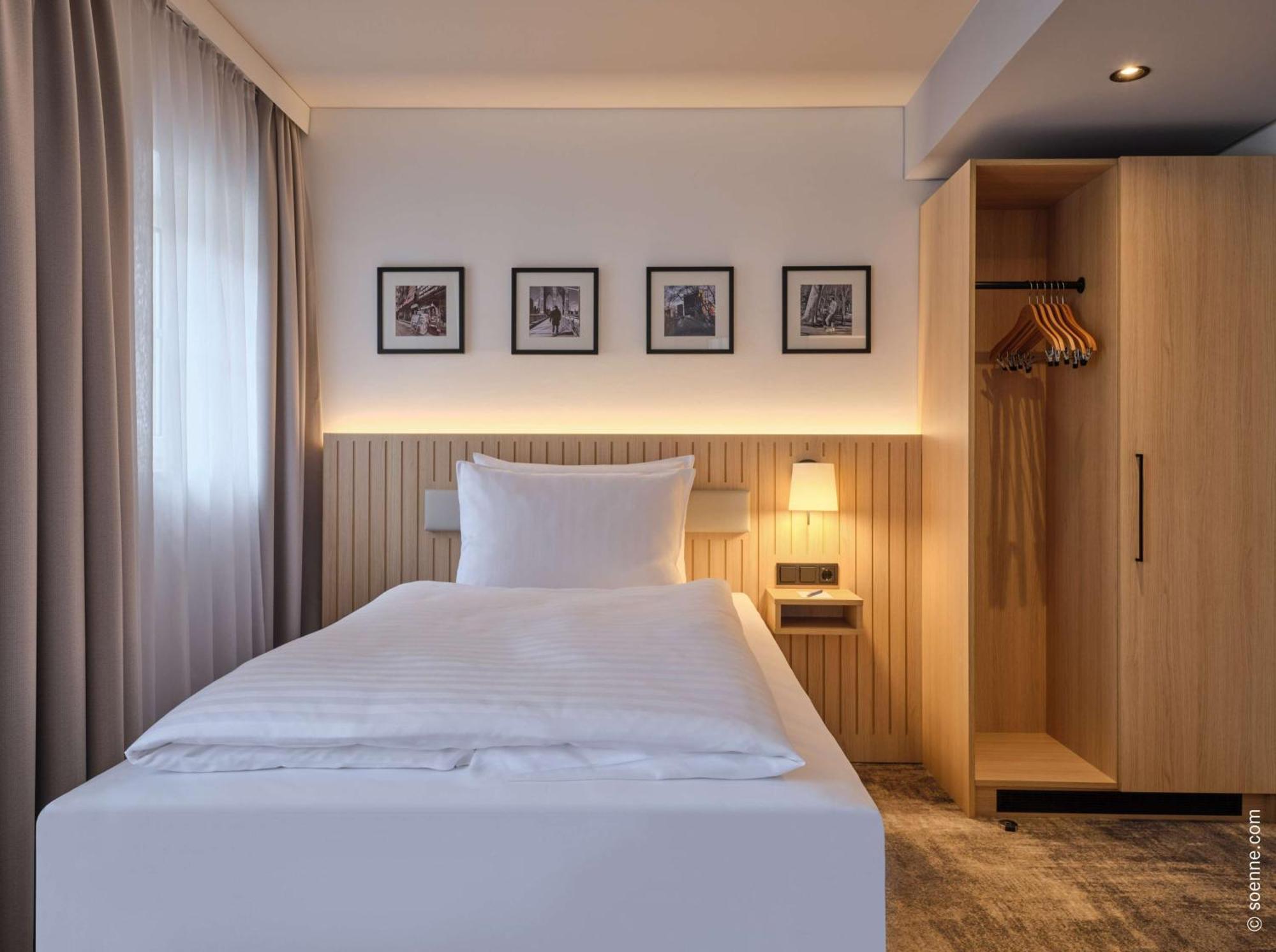 Single Room,1706279485:JPEG