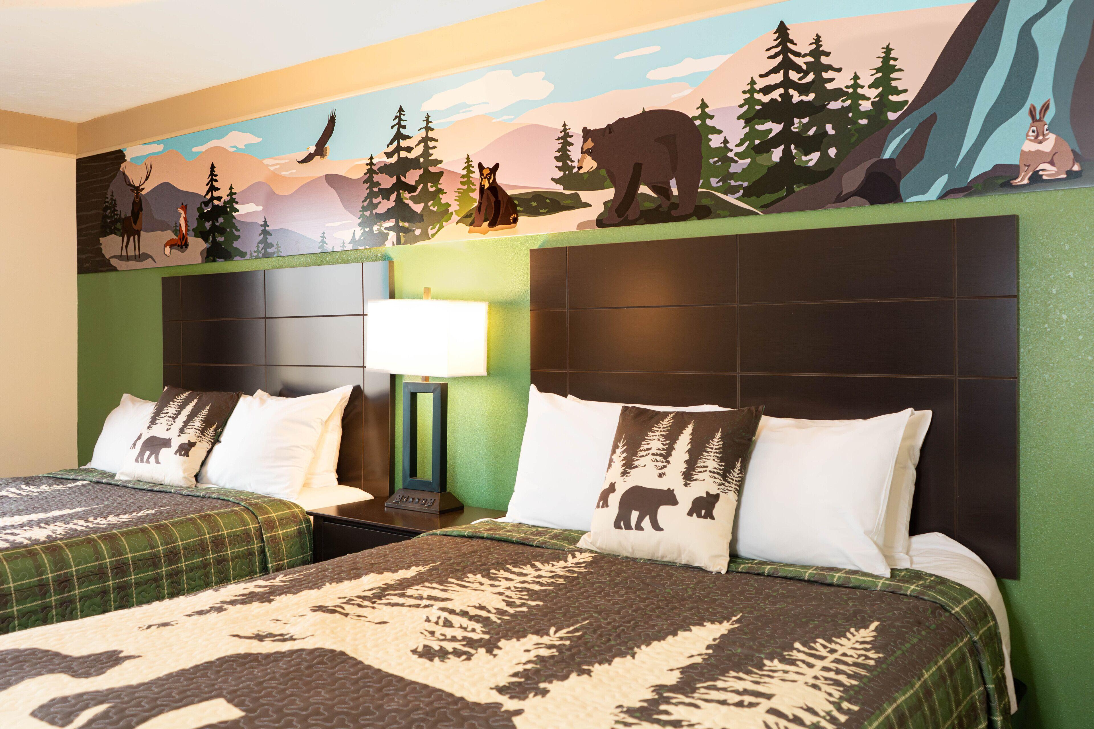 Queen Room with Two Queen Beds,1645662368:JPEG
