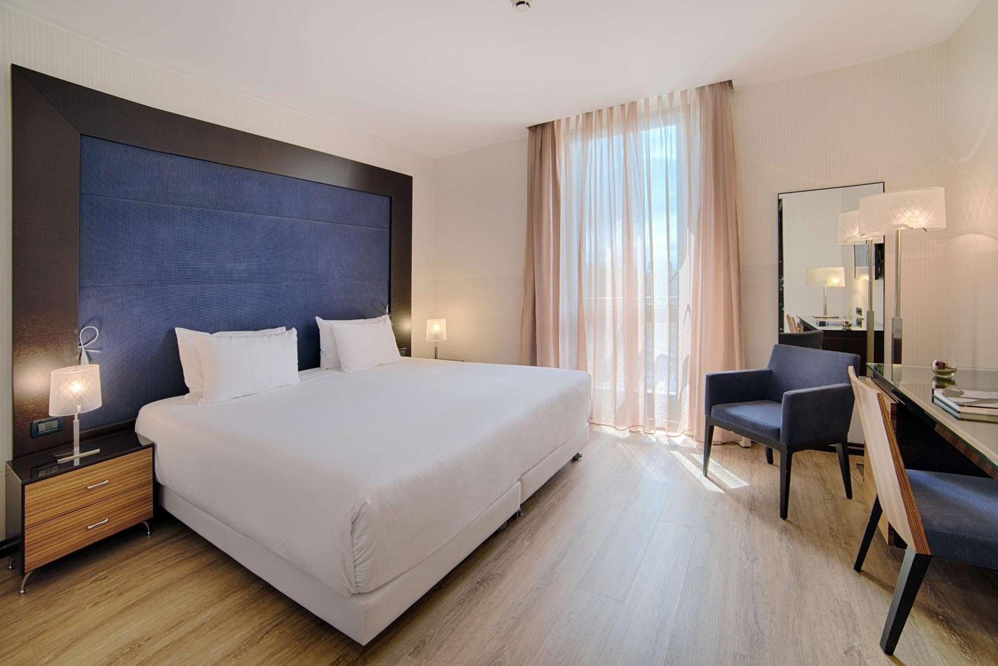 Superior Double Room Duomo View Terrace Extra Bed,1706779548:JPEG