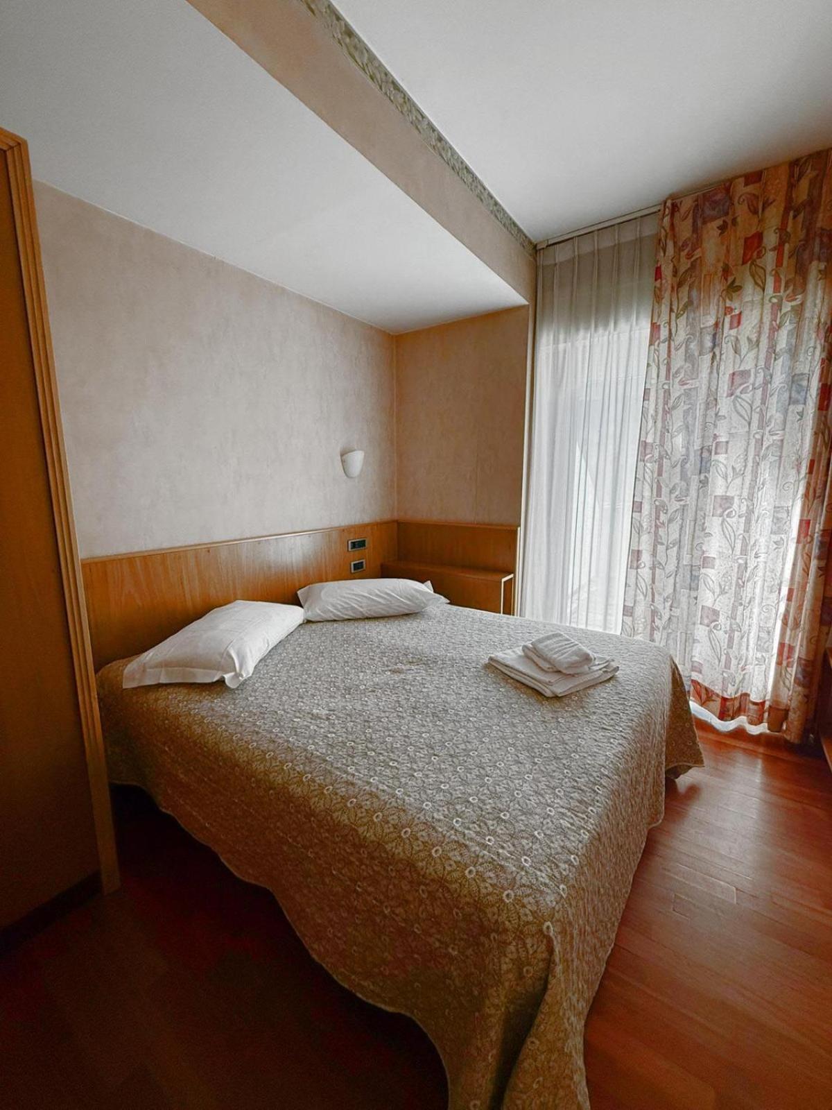 Economy Double Room,1706780104:JPEG