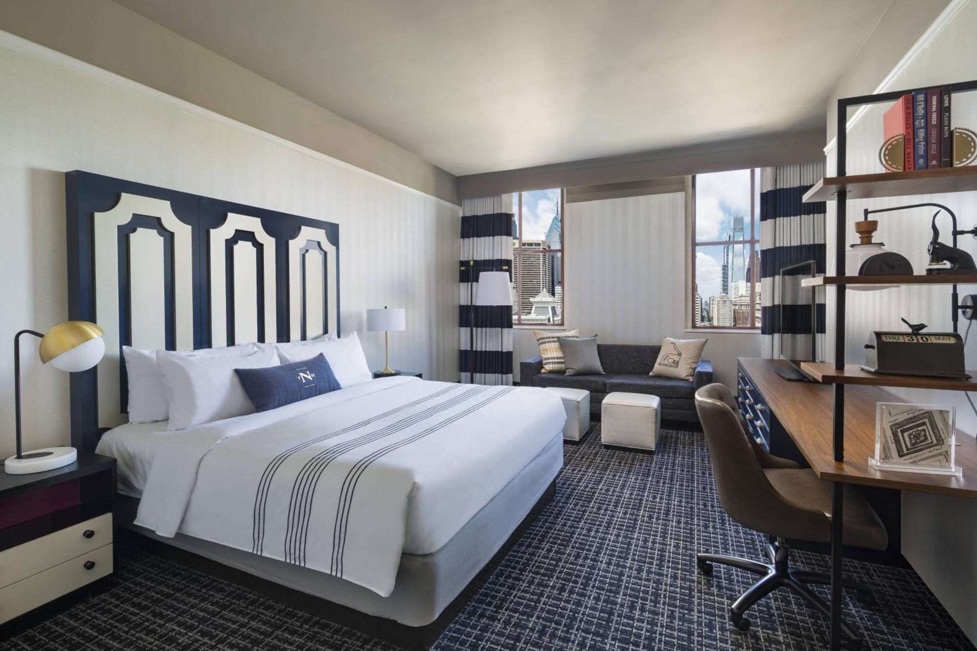 Guest room, 1 King, City view,836114495:JPEG