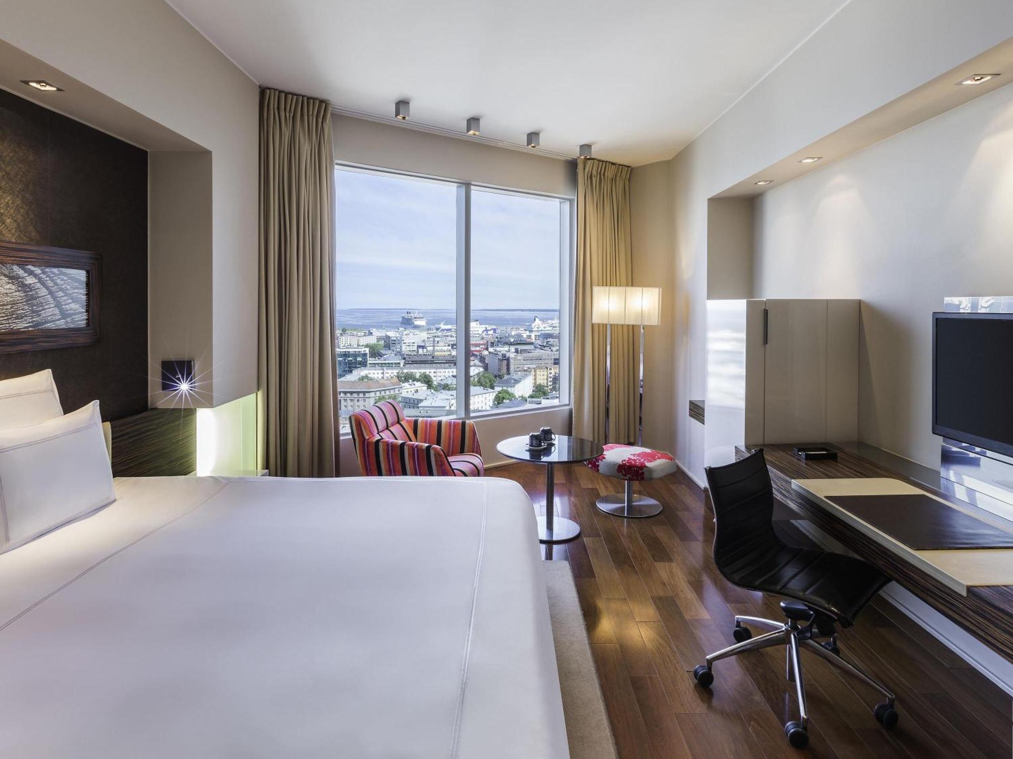 Swiss Advantage mit Hafenblick