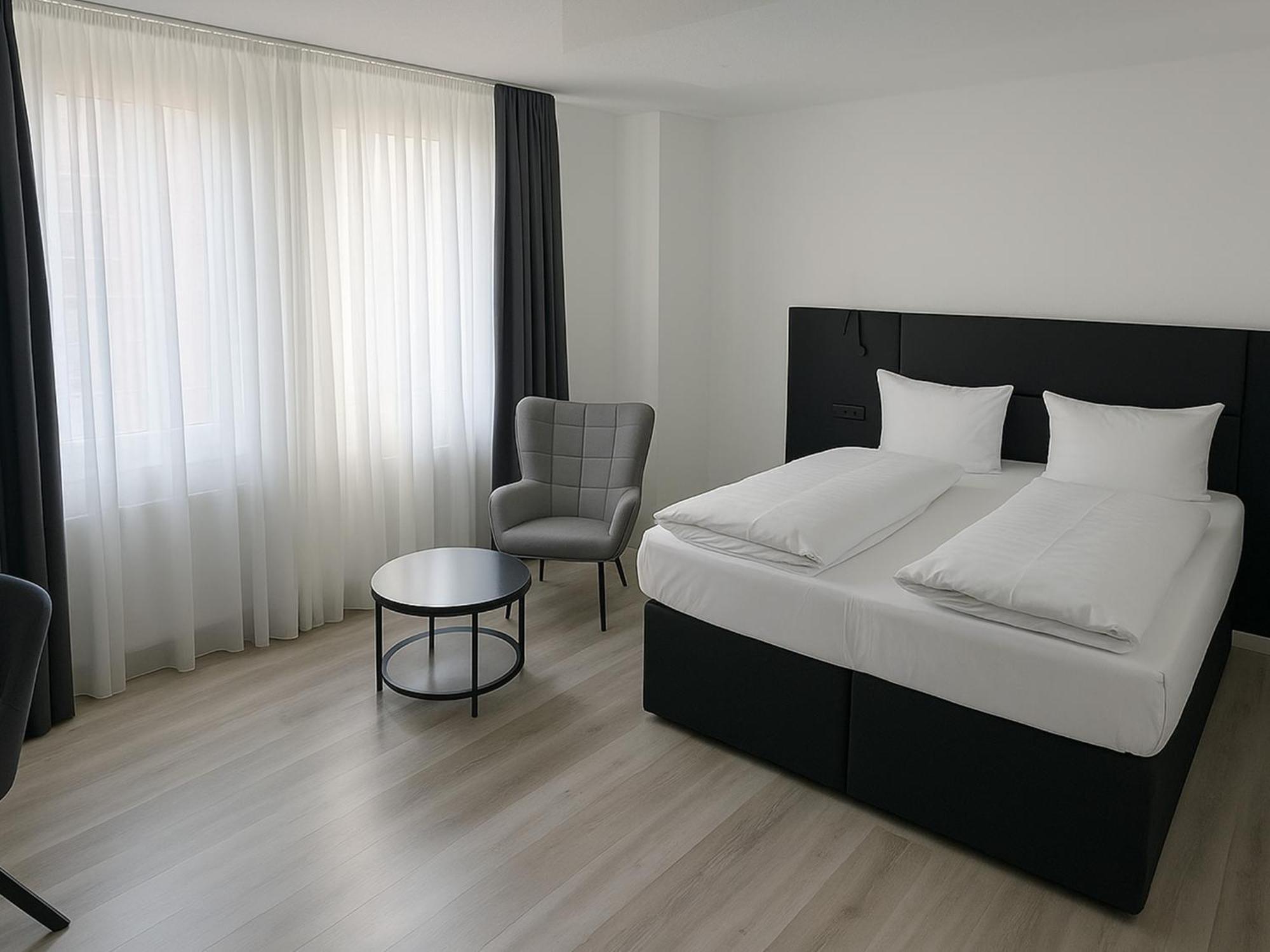 Superior Double Room,1729982569:JPEG
