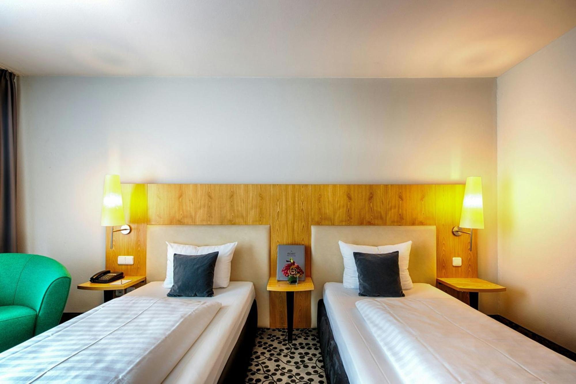 Standard Zweibettzimmer mit Stadtblick