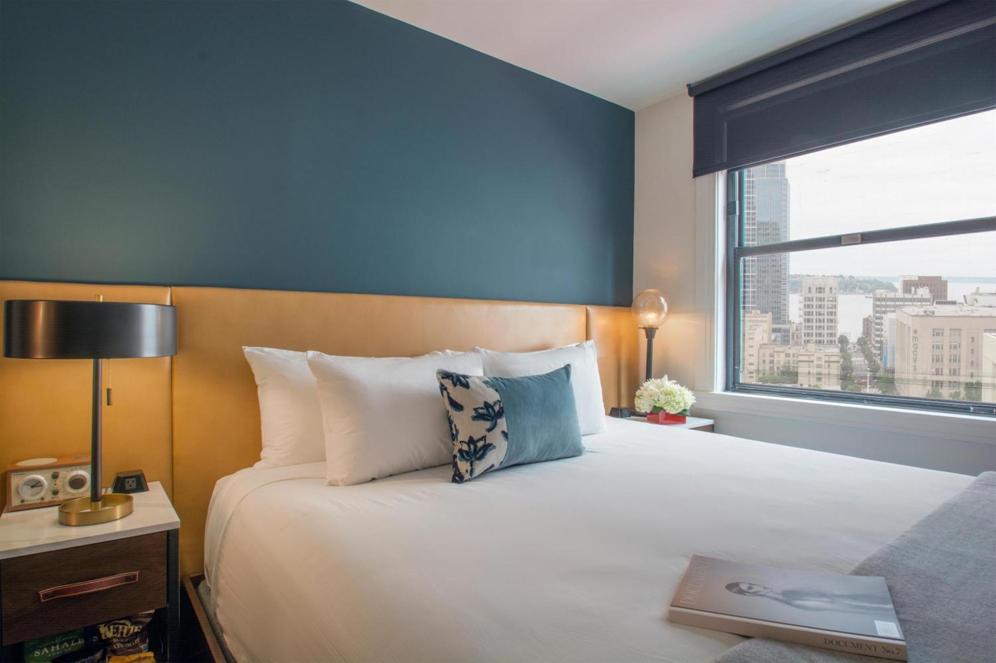 King Room City View,1730027261:JPEG
