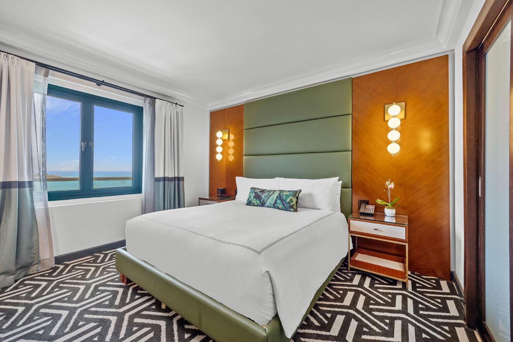 King Suite Ocean View,1731427175:JPEG
