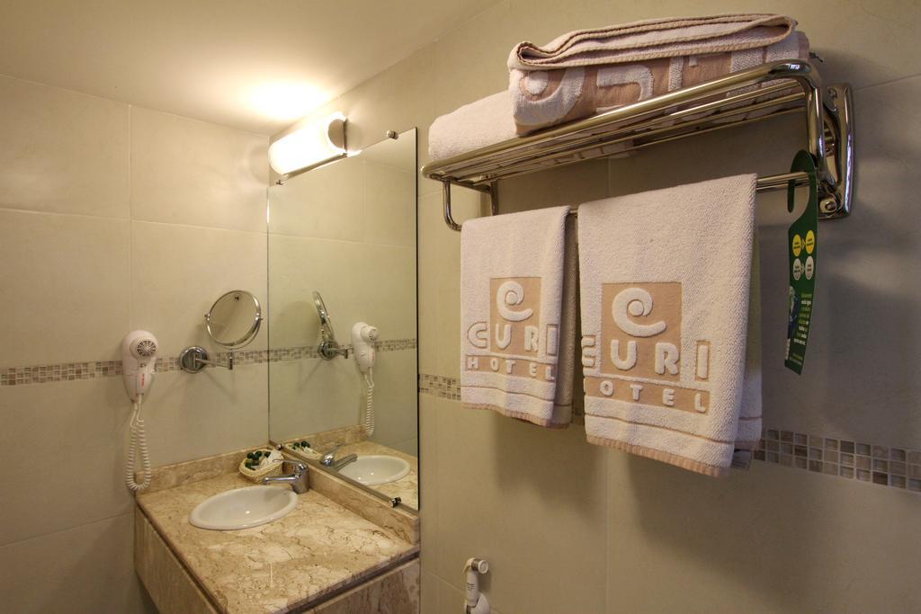Quarto Superior com 2 Camas de Solteiro