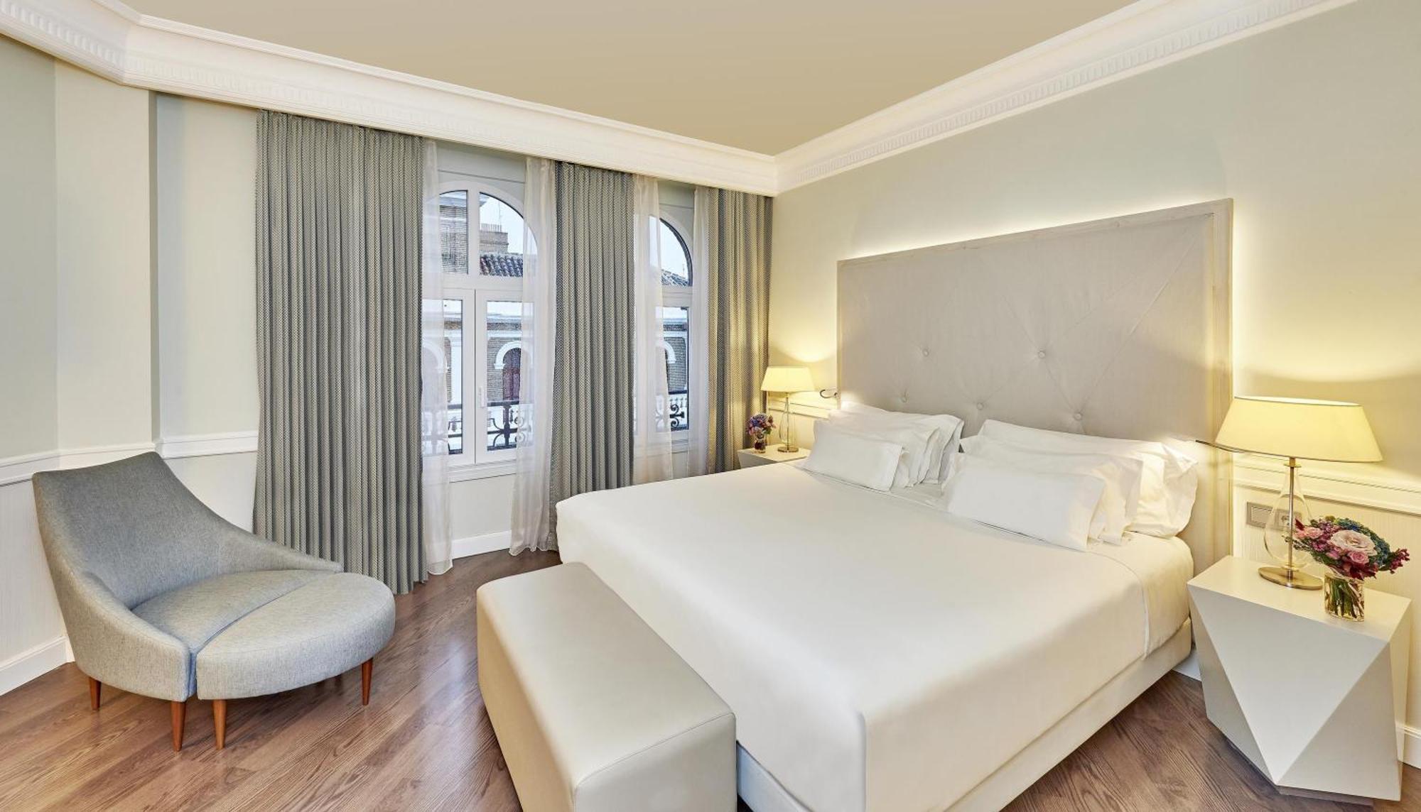 Junior Suite,1742580761:JPEG