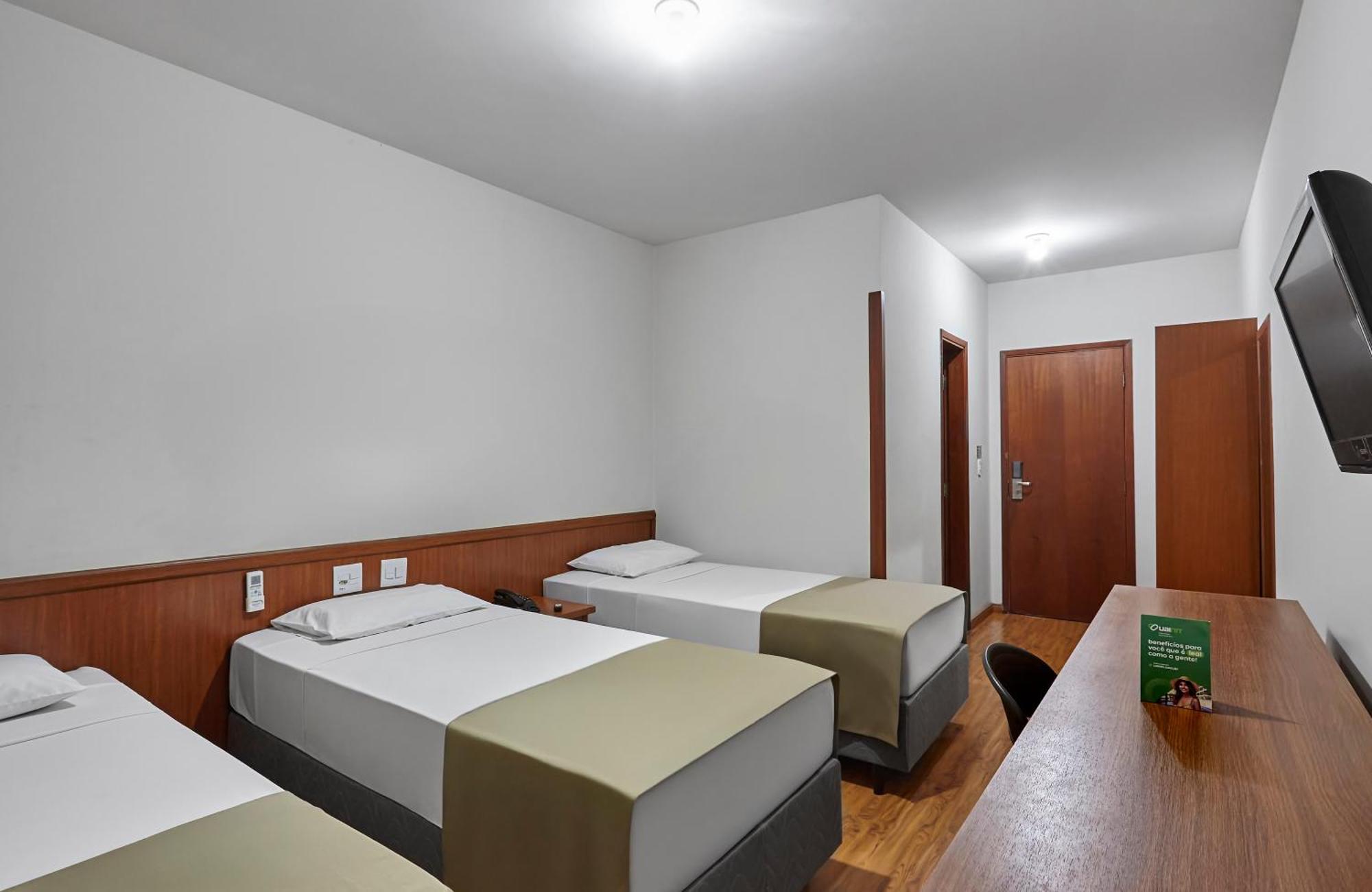 Quarto Triplo Standard