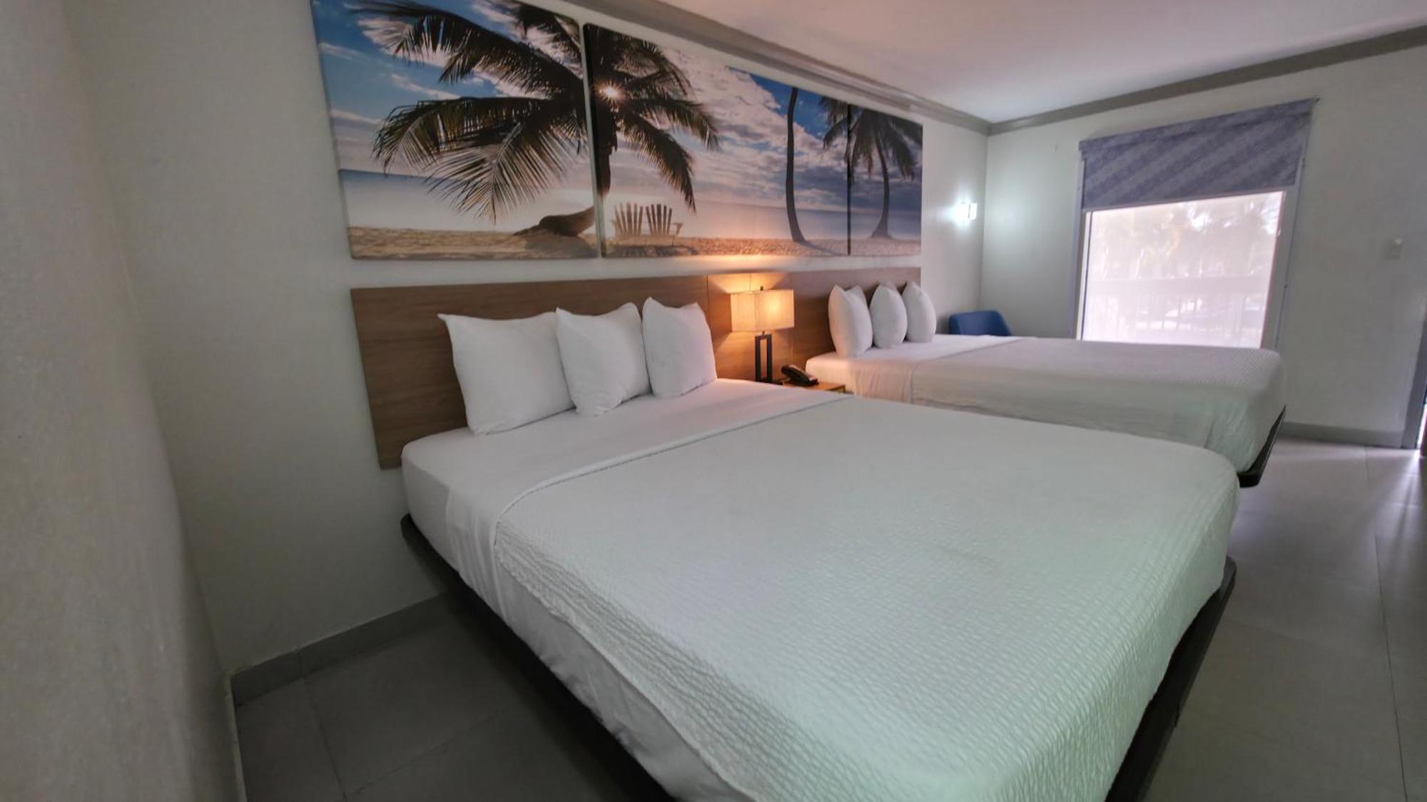 Queen Room with Two Queen Beds - Non-Smoking