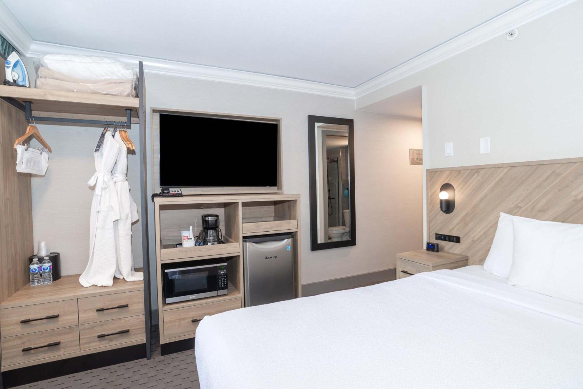 Standard Zimmer mit 1 Queensize-Bett, Südturm