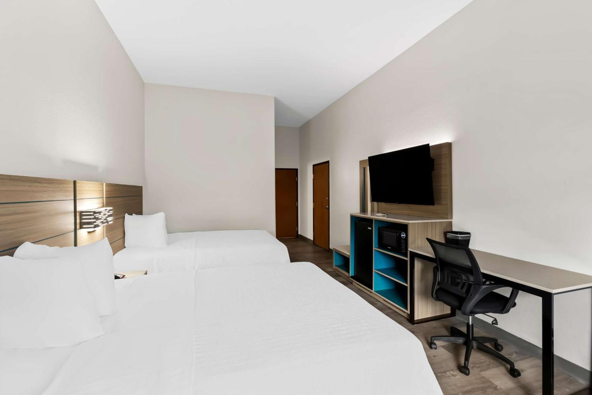 Queen Room with Two Queen Beds