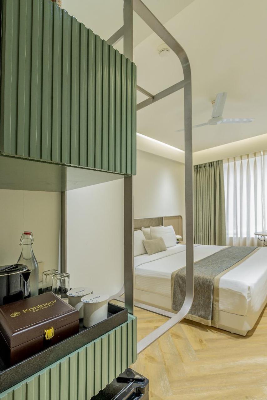 Club Room with 15% discount on F&B and Complimentary Airport Transfers
