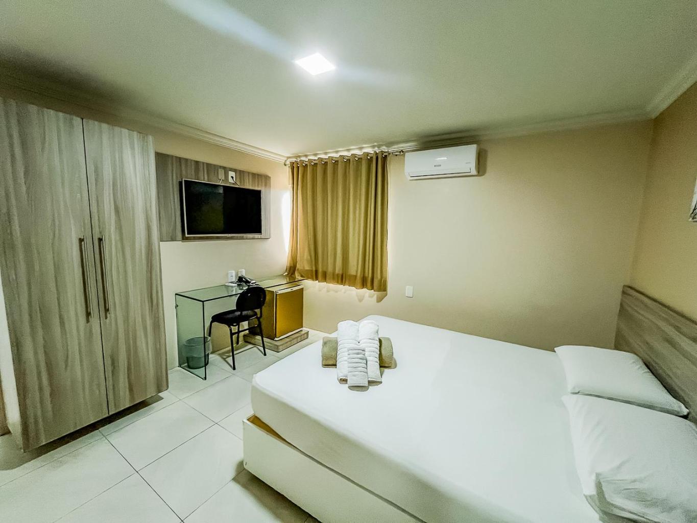Quarto Duplo