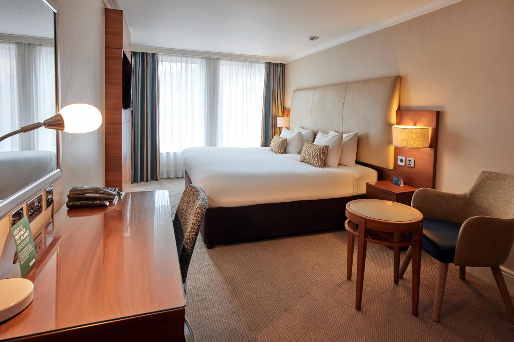 Deluxe King Room,1756403808:JPEG