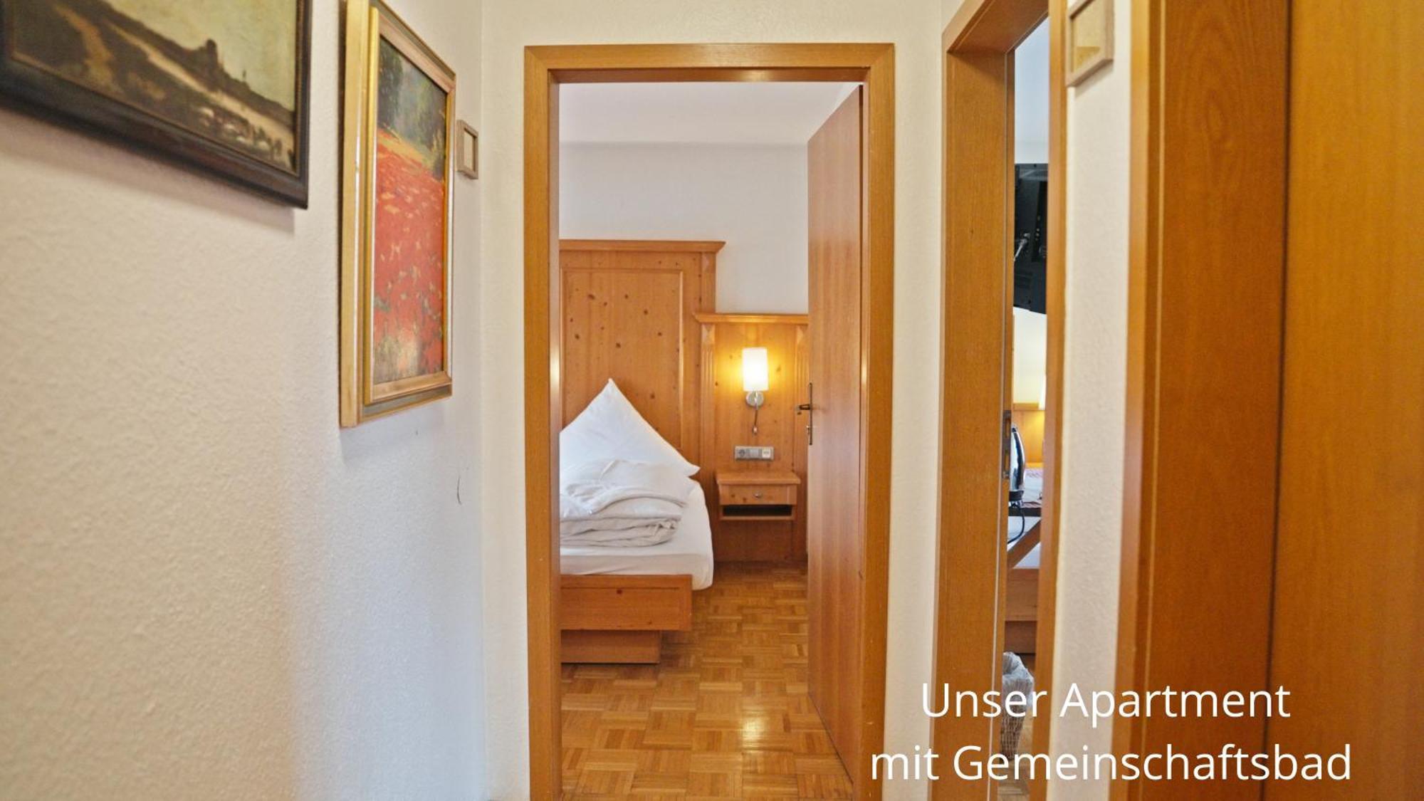 Basic Doppelzimmer mit Gemeinschaftsbad