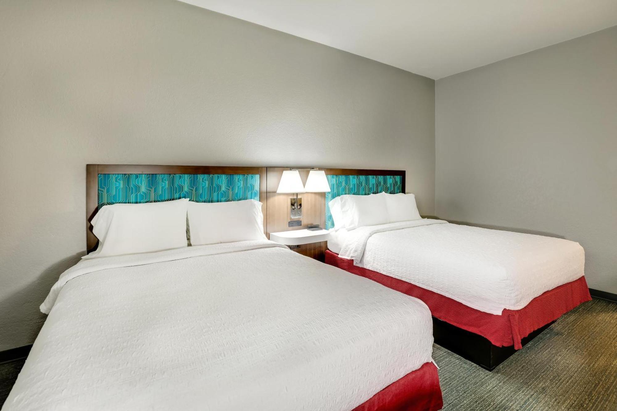 Queen Room with Two Queen Beds (4 Adults)