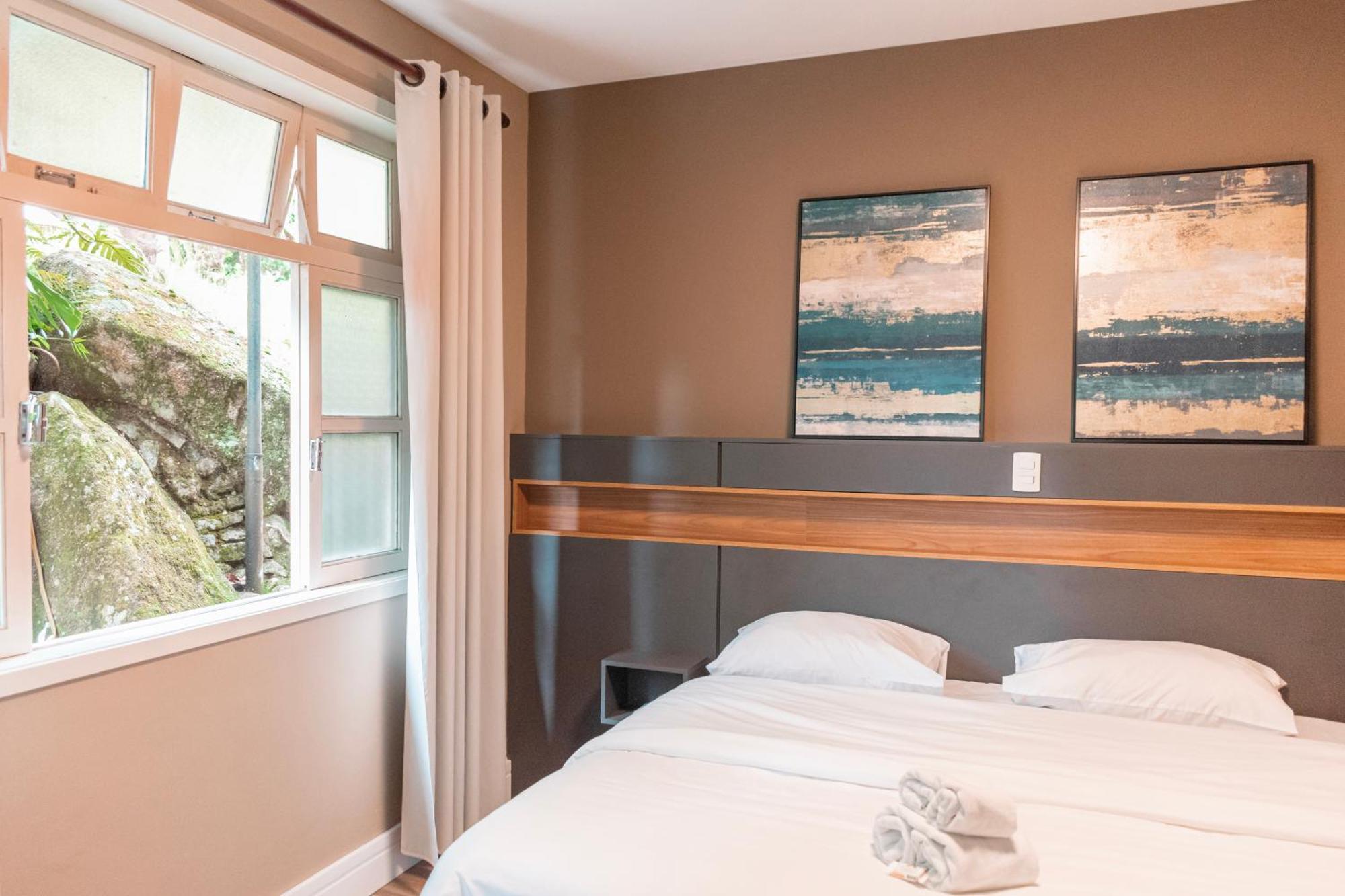 Quarto Duplo Standard