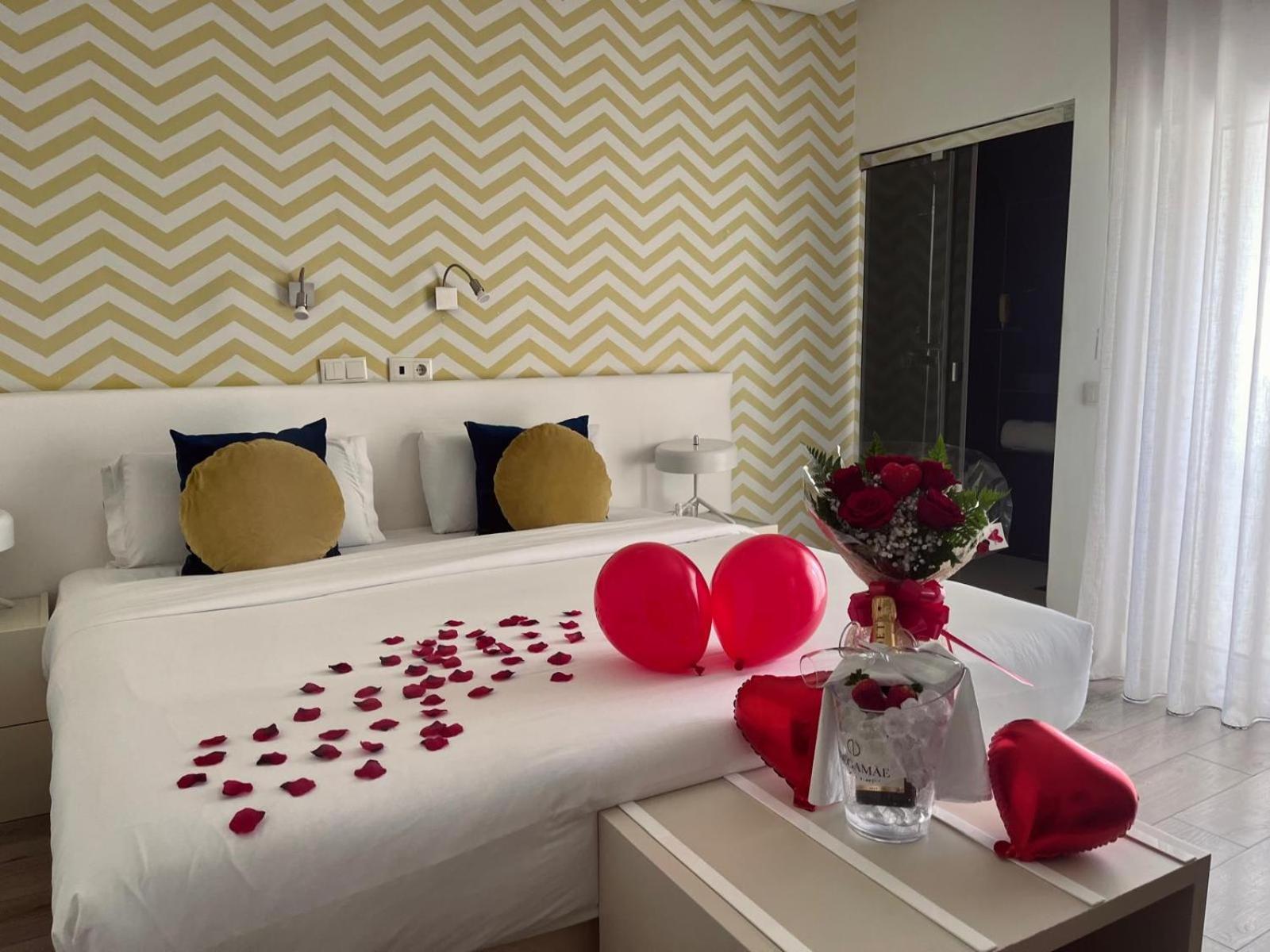 Chambre Double de Charme avec Balcon