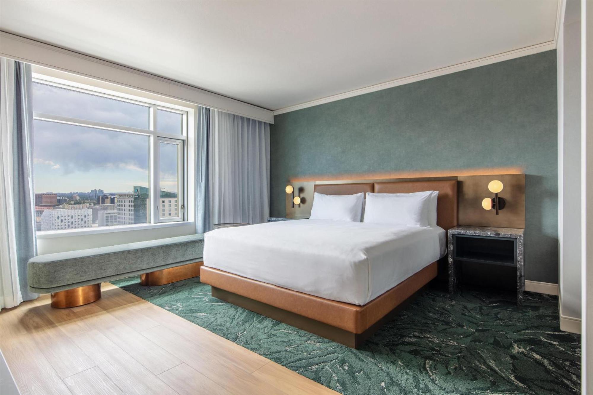Colorado King Suite