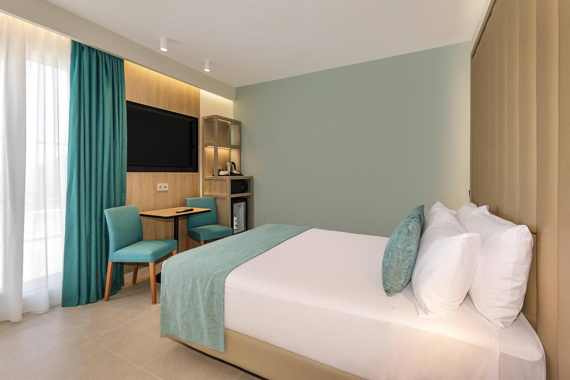 Superior Topfloor Room Sea View,1758295112:JPEG