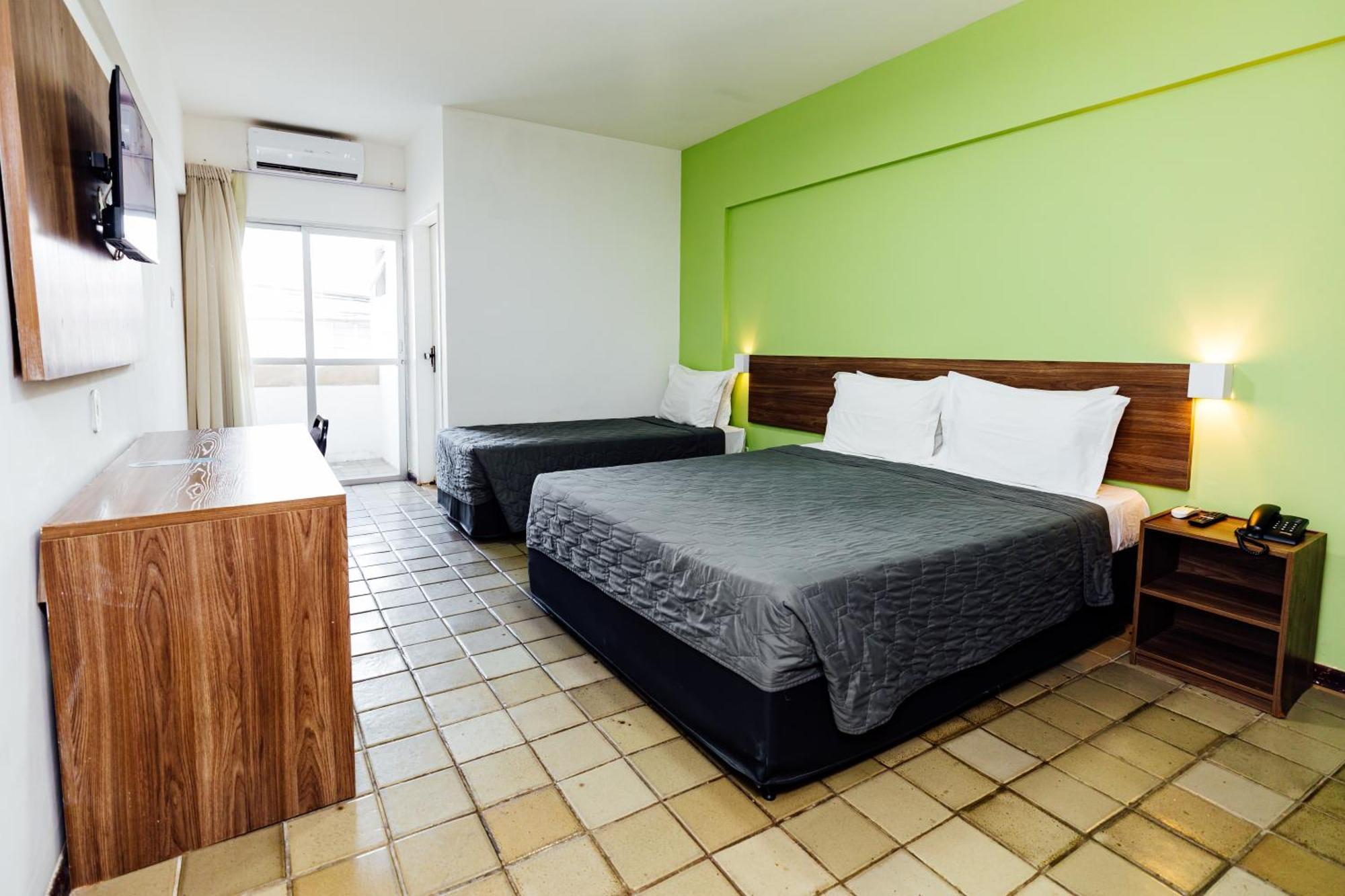 Standard Apartment,1758330844:JPEG