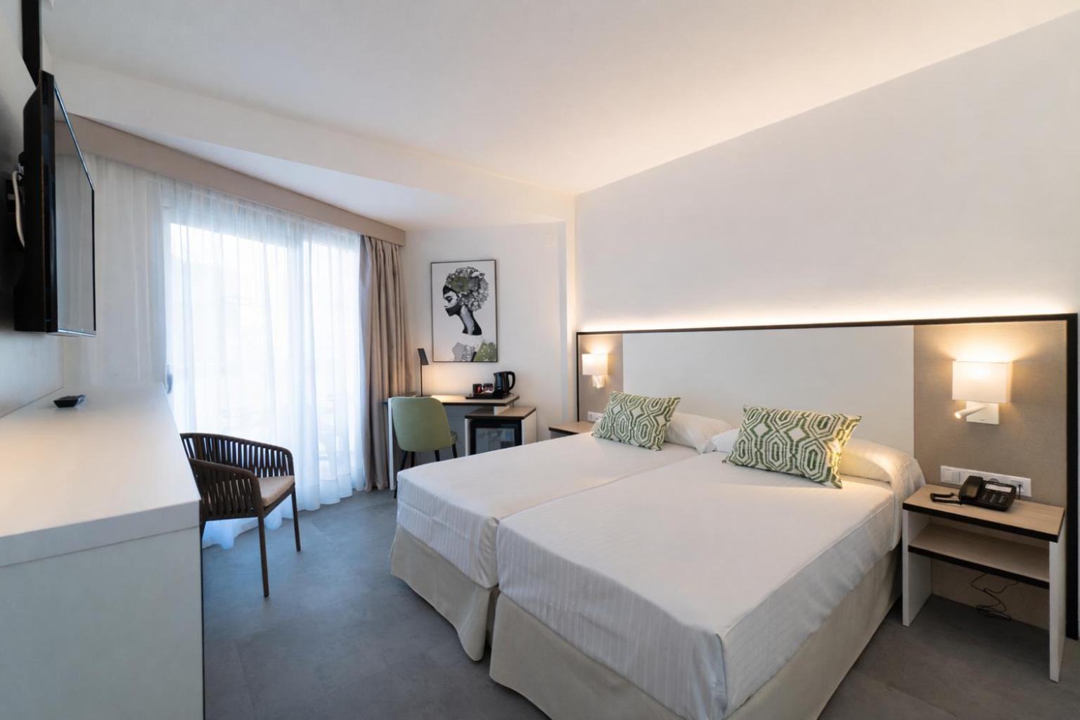 Twin Room Balcony,1765166774:JPEG