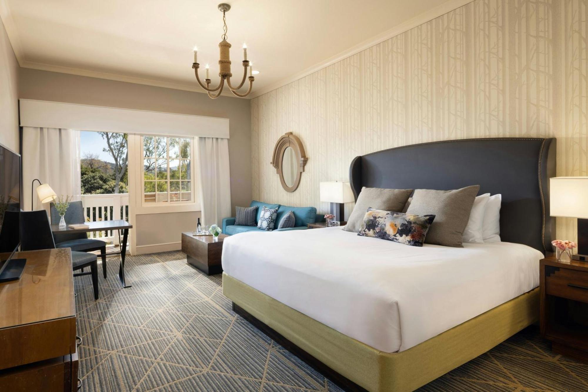 King room with Sofa Bed and River View,1765807561:JPEG