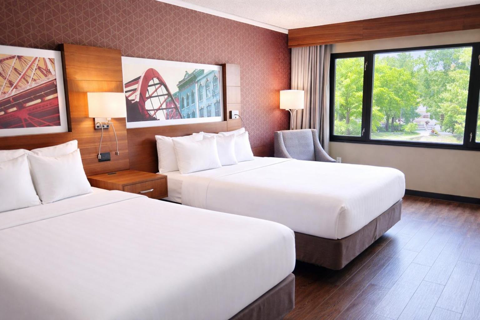 Queen Room with Two Queen Beds and Park View - Accessible