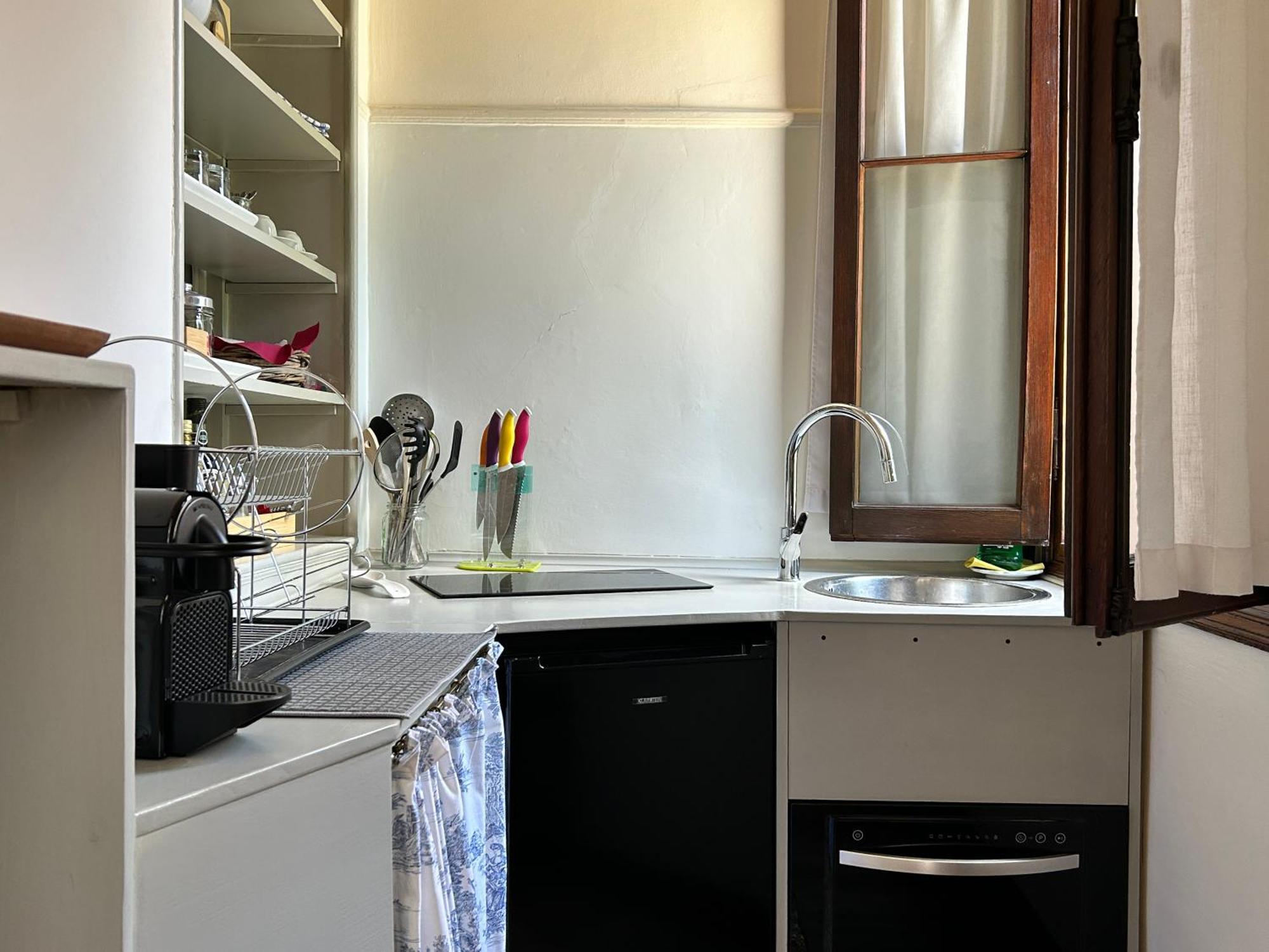 Appartamento con 2 Camere da Letto e Vista Giardino
