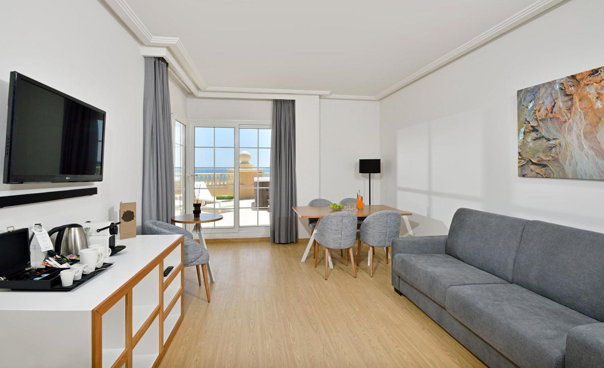 The Level Master Suite with Sea View (2 Adults + 2 Children),1765900835:JPEG