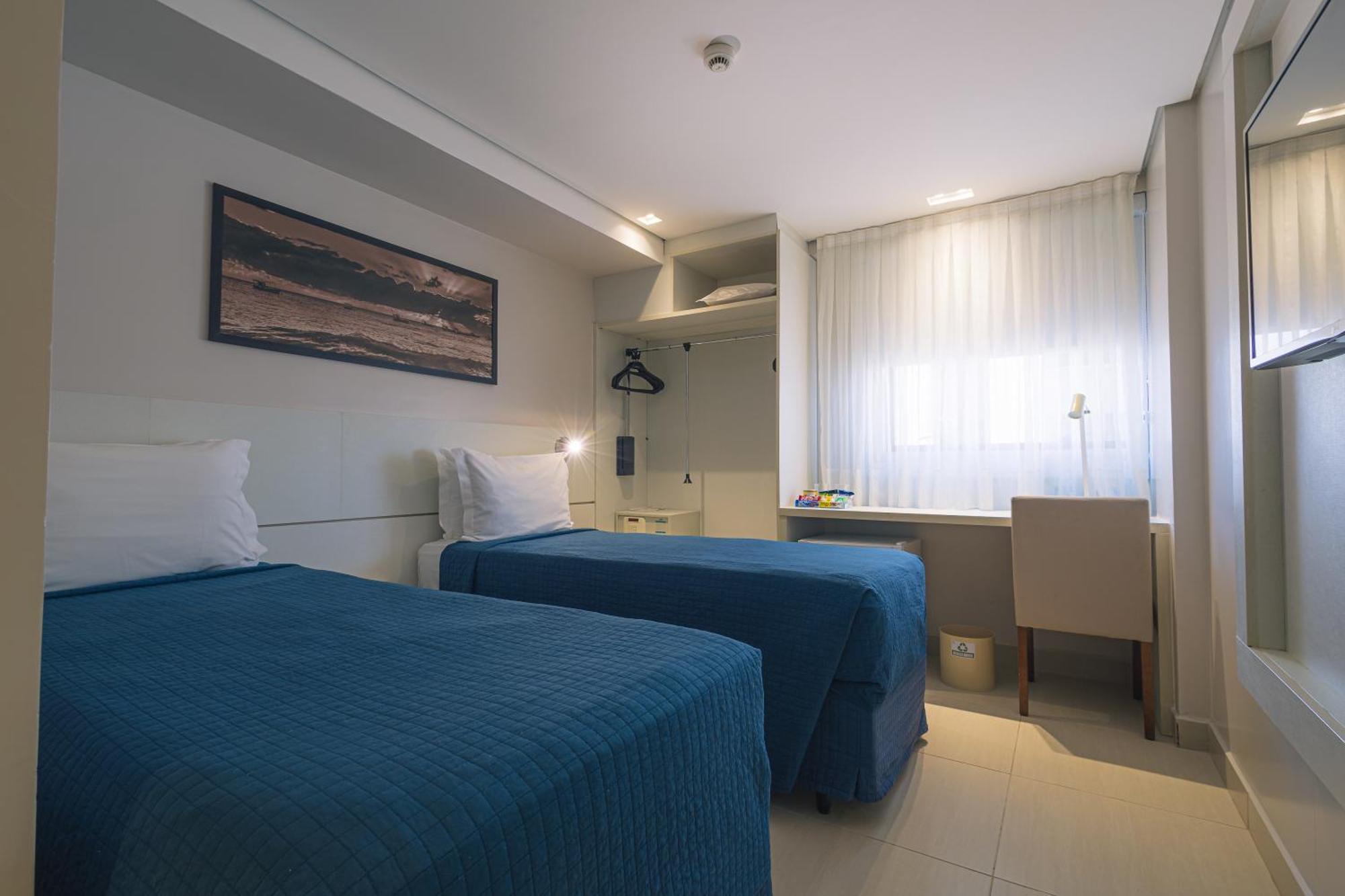 Quarto com 2 Camas de Solteiro - Acesso para Hóspedes com Mobilidade Reduzida