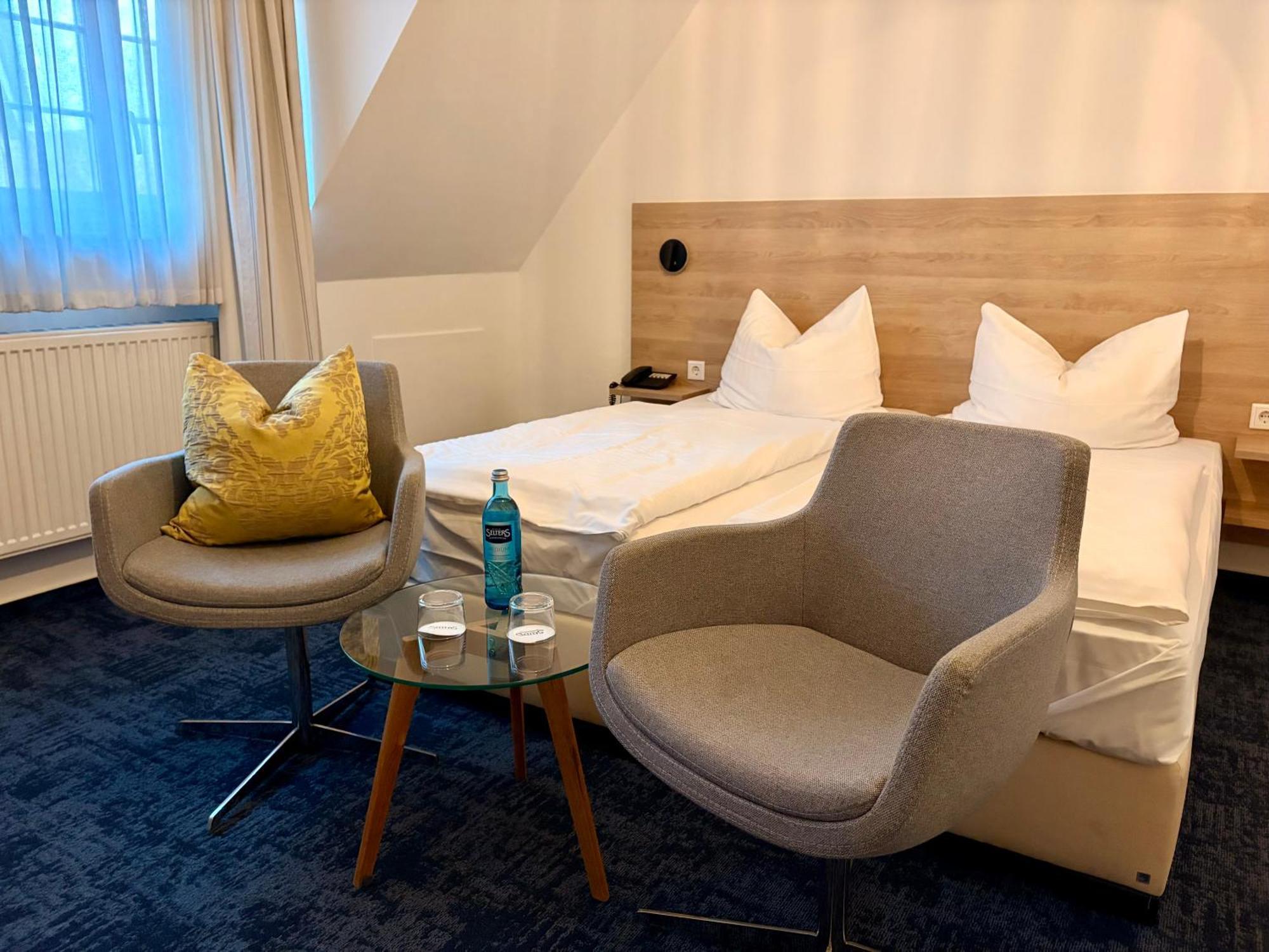 Double Room,1766018783:JPEG