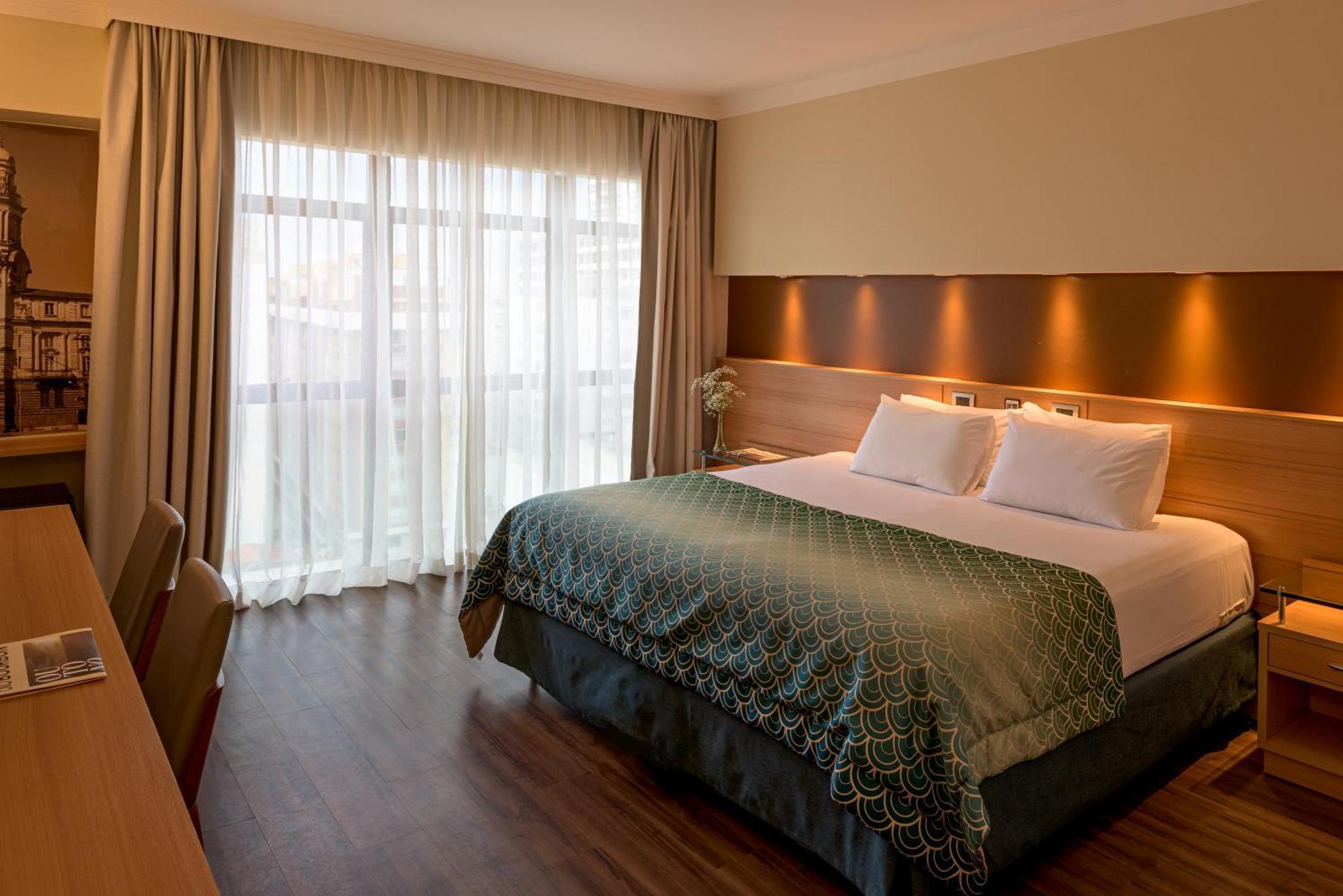 Quarto Superior com 2 Camas de Solteiro