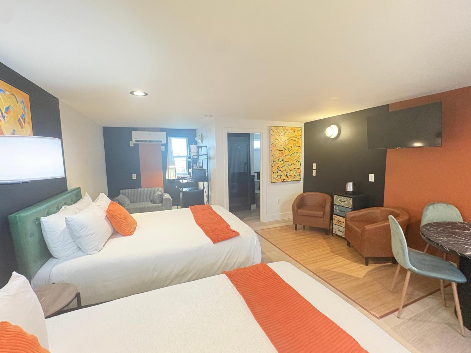 Queen Room