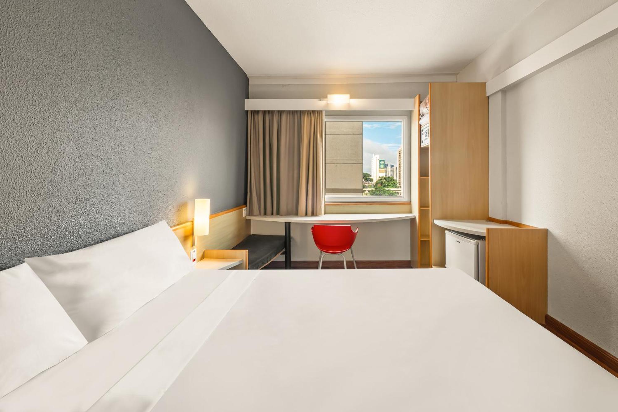 Quarto Duplo