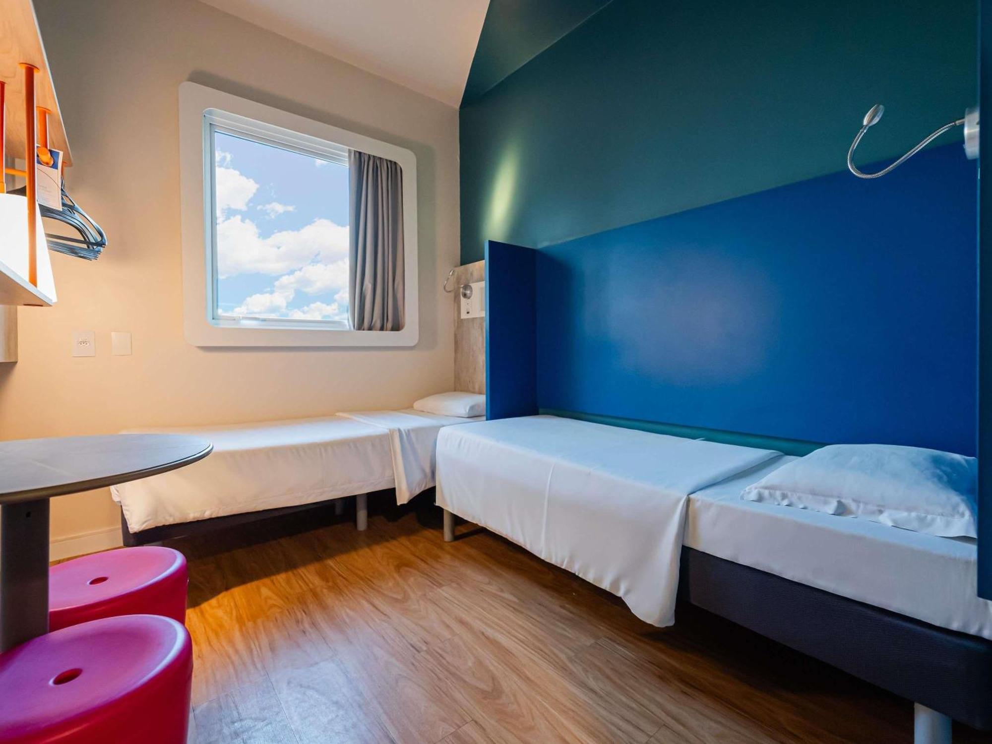Apartamento com 2 Camas de Solteiro