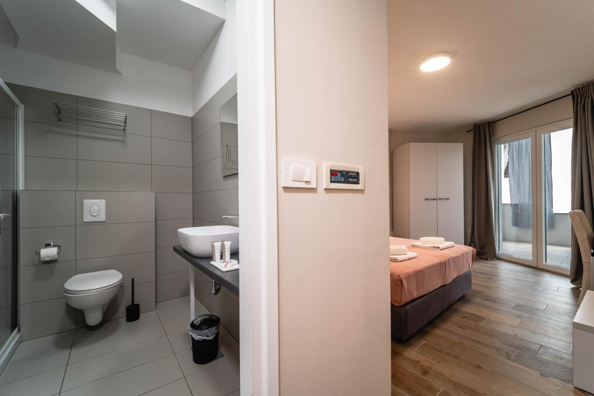 Economy Doppelzimmer mit Balkon