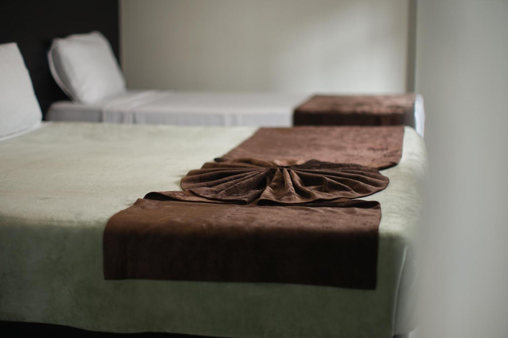 Quarto Triplo Básico