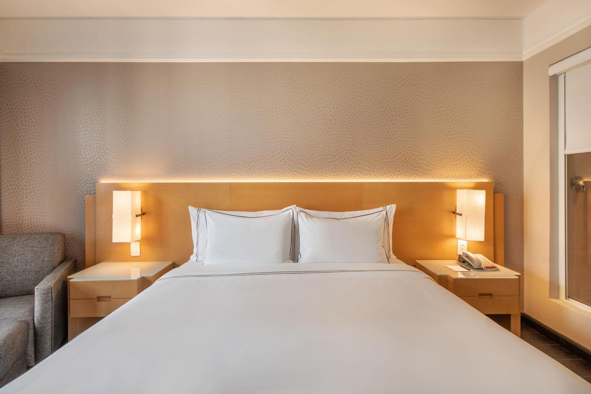 Quarto Grand Premium com Cama Queen-size