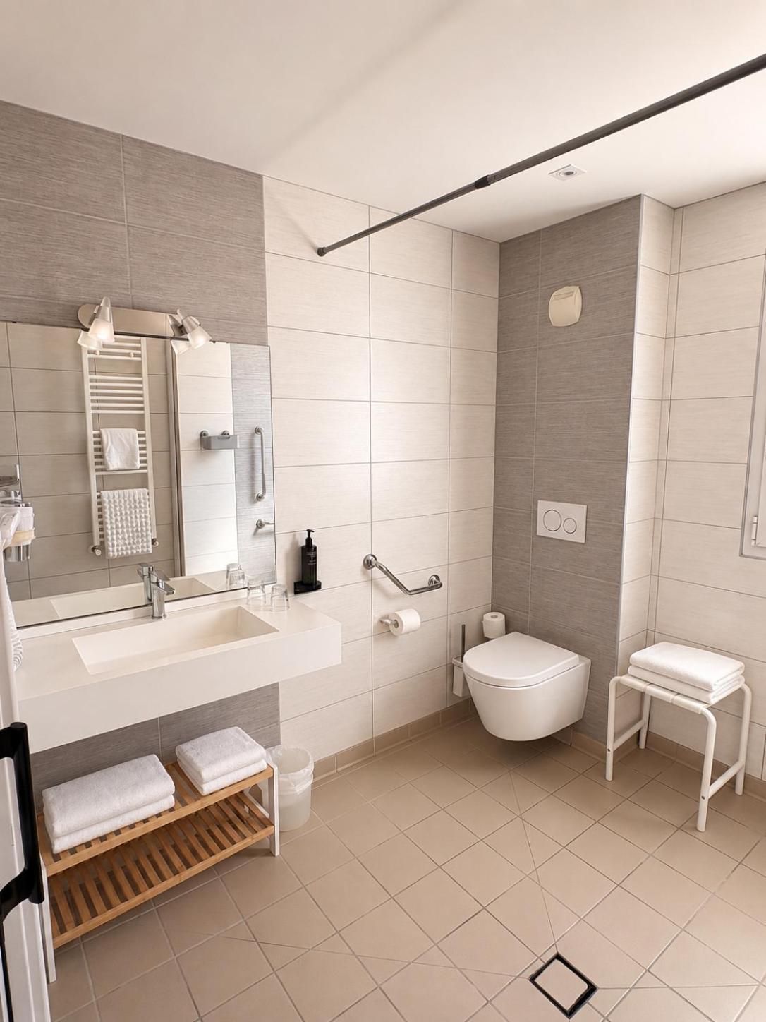 Chambre Triple avec Douche