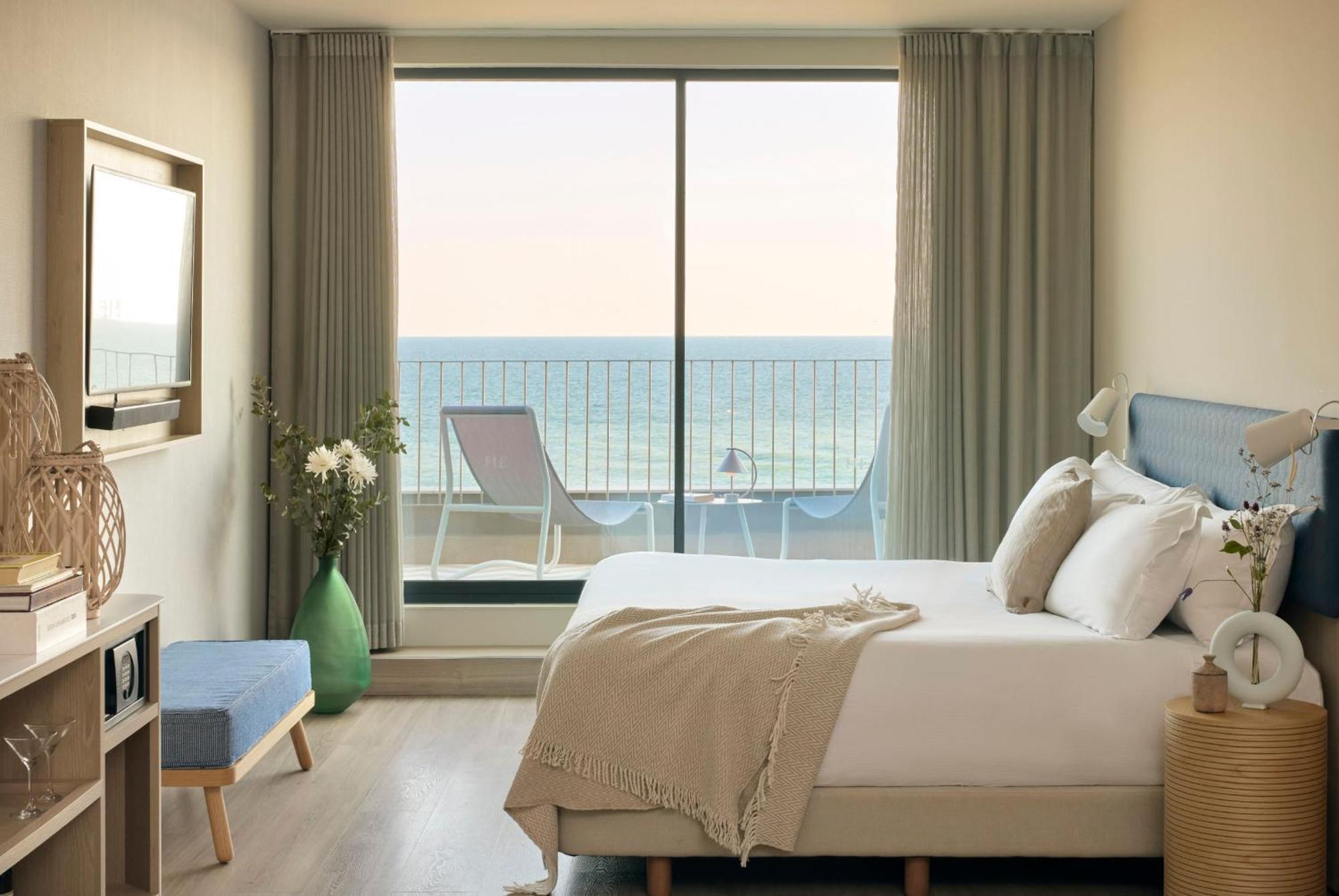 Studio ME + Suite Junior - Vue sur Mer