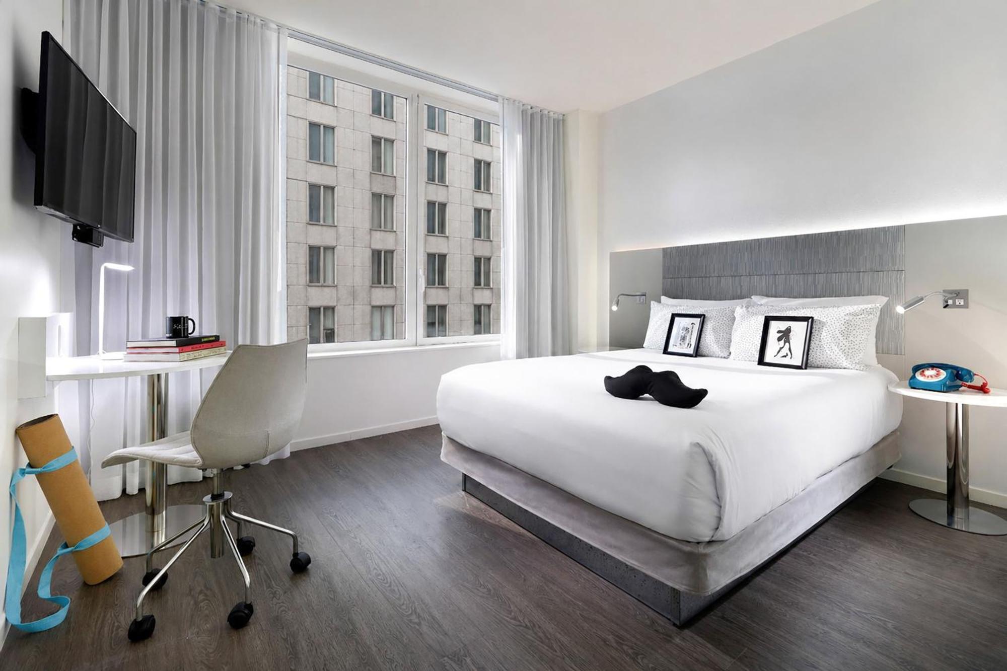 Habitación The INNSiDE con cama grande