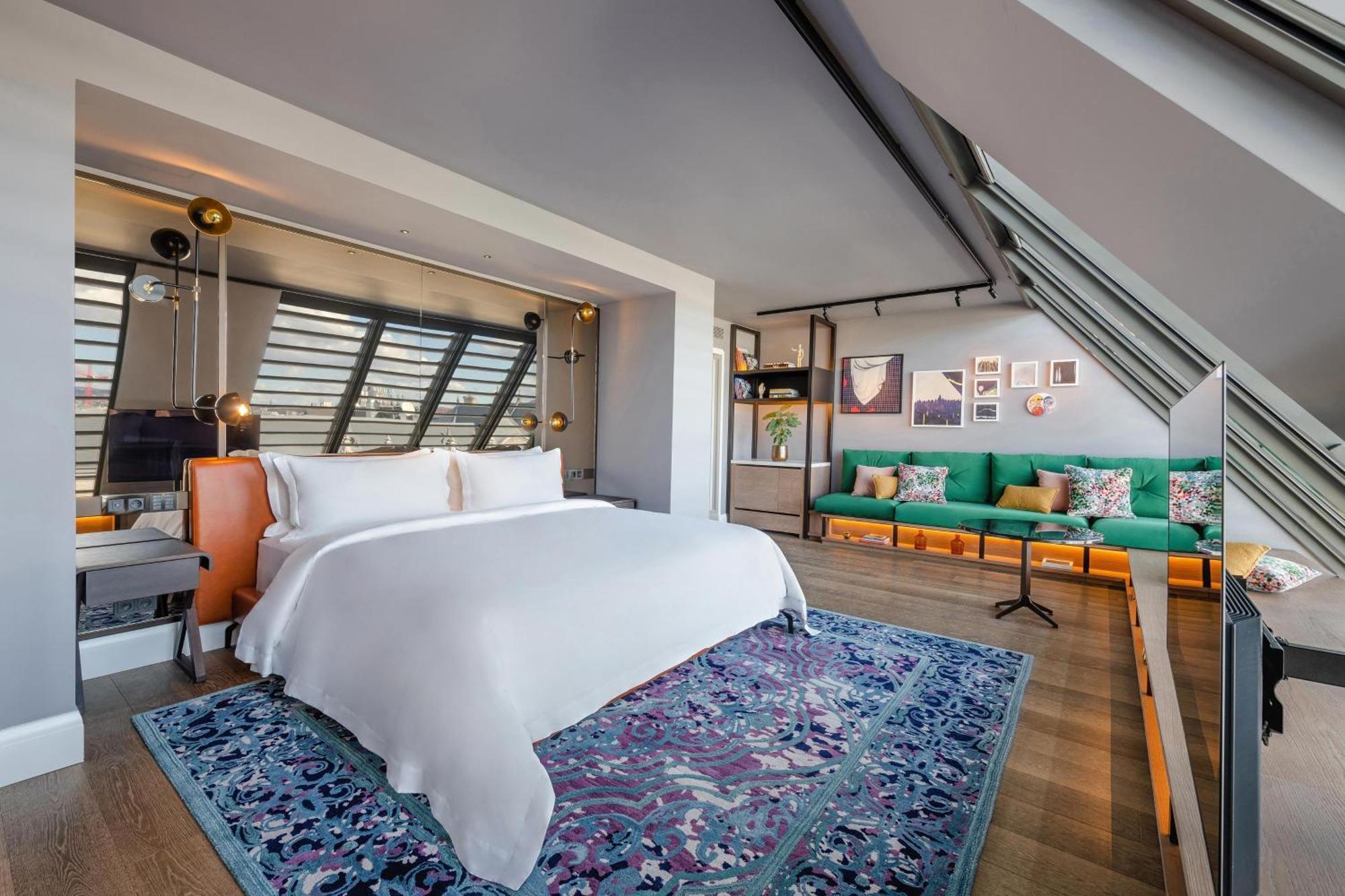 Chambre Loft Lit King-Size - Dernier Étage - Vue sur Ville
