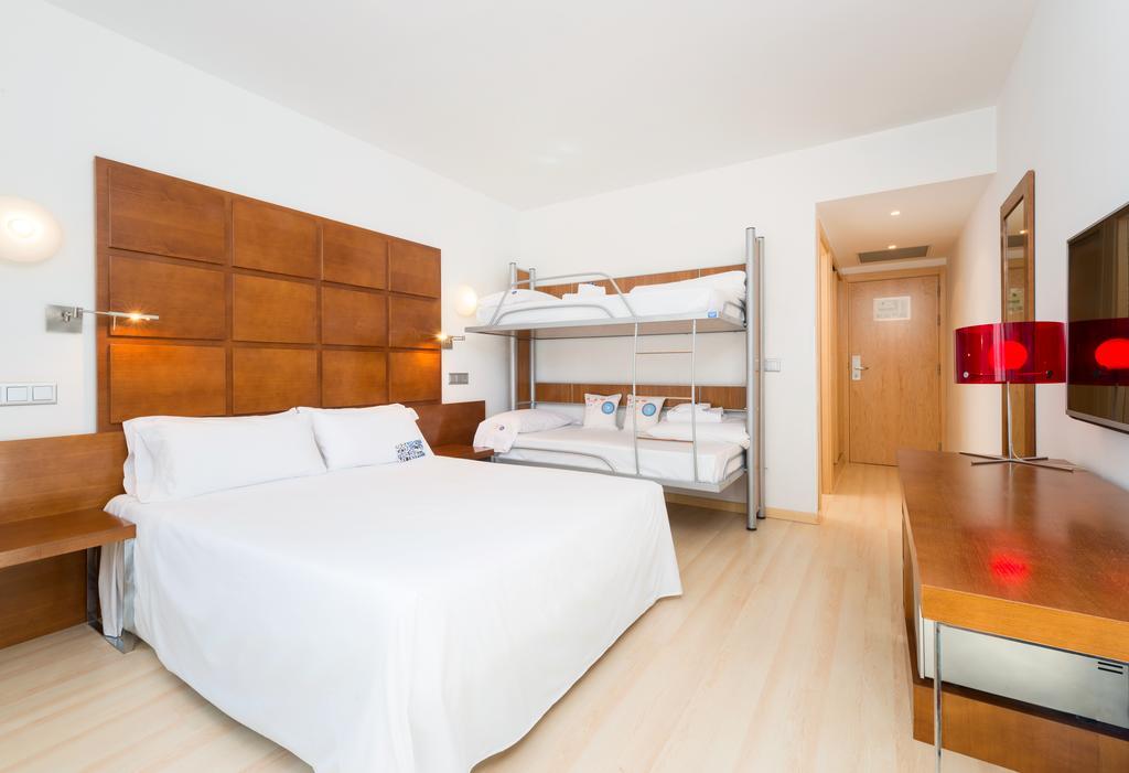 Double or Twin Room (1-2 Adults),186562914:JPEG