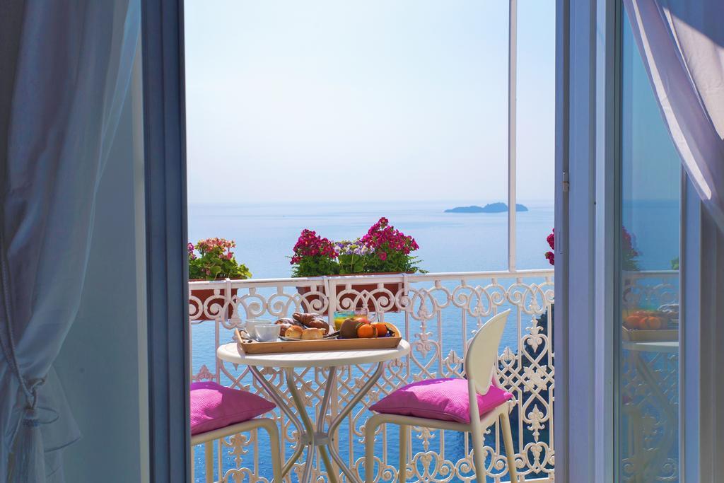 Superior Doppelzimmer mit Balkon und Meerblick
